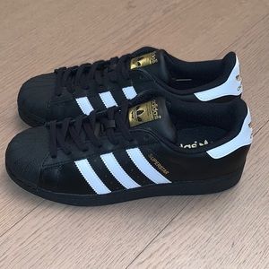 Adidas superstar foundation